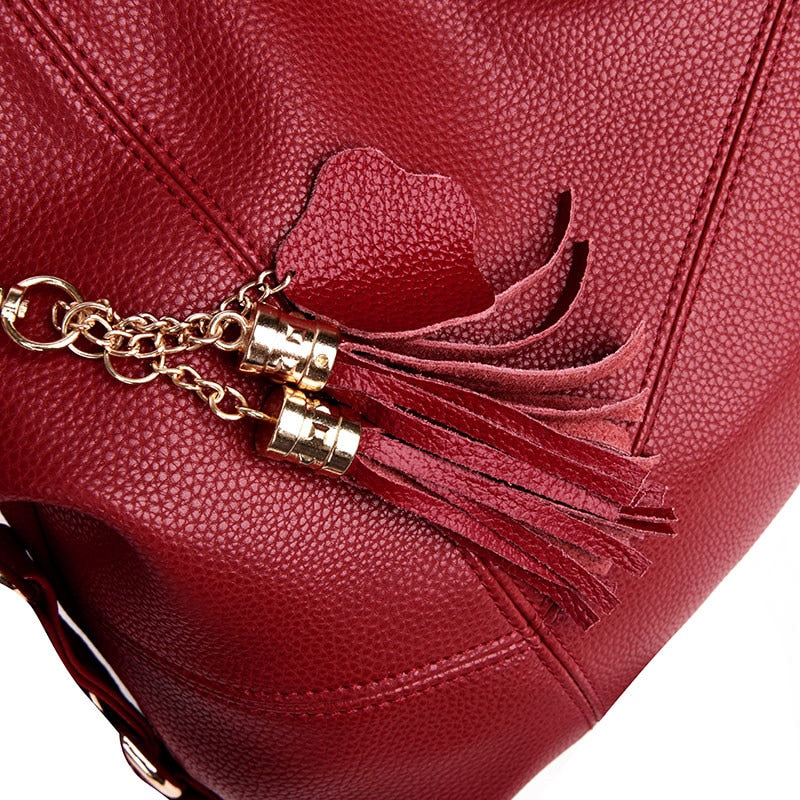 Bagzy Charm: A Charming Handbag - BagzyBag