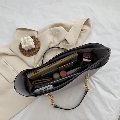 Bagzy Riviera: An Elegant Handbag - BagzyBag