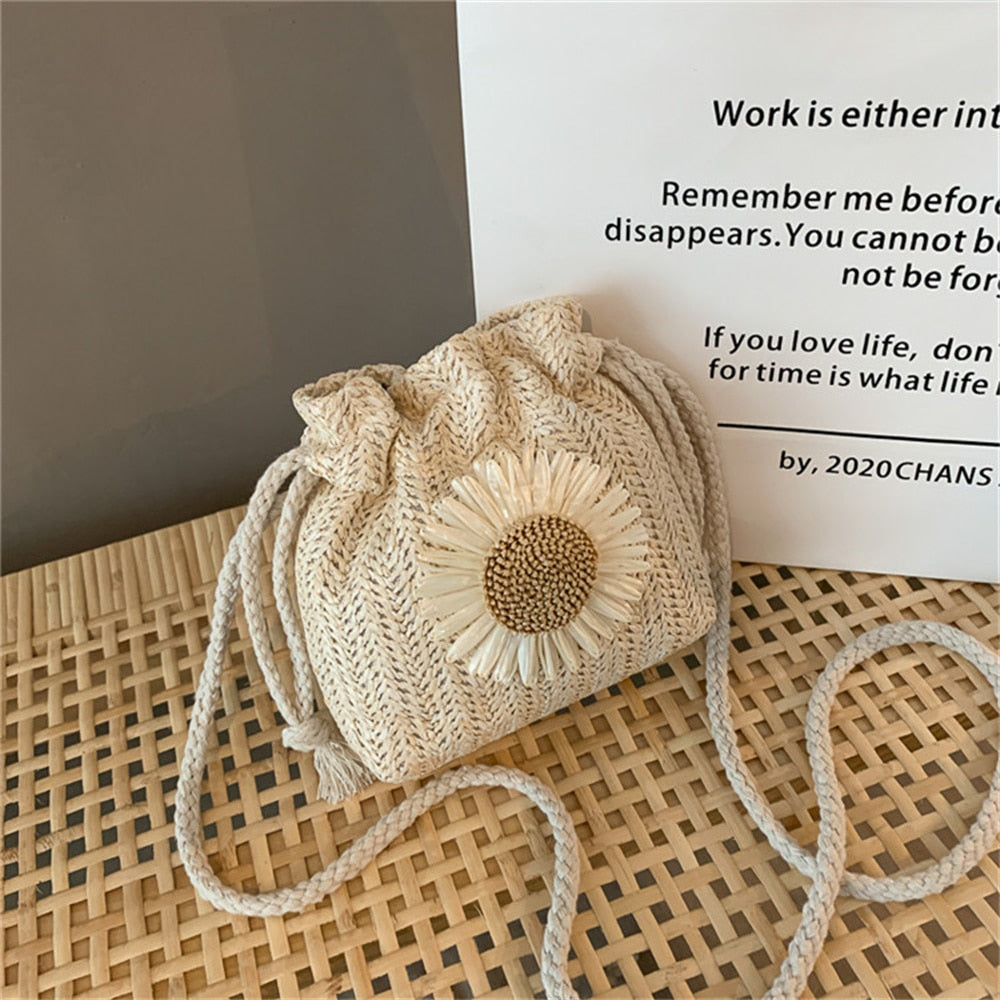 Bagzy Drawstring: A Straw Handbag - BagzyBag